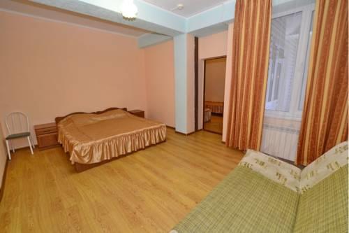 Gostevoi Dom Karavan Hotel Анапа Екстериор снимка